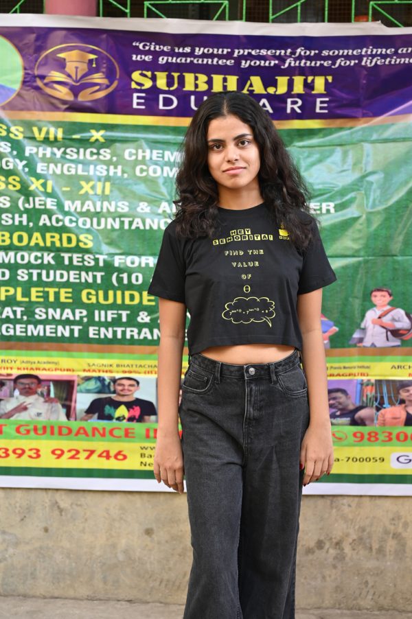 Crop Top T-shirt<br>( Print- 2 ) - Image 3