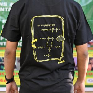 Round neck T-shirt ( Print-22 )